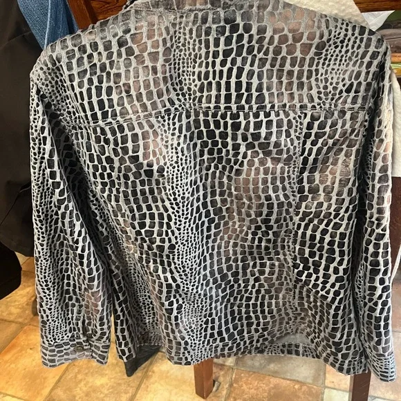 Ruby Rd. Reptile Patterned Jacket - Picture 3 of 4
